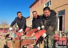 （新春走基层）新疆新星市：农业机械化让种地