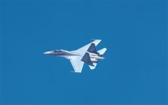 空军航空兵某旅组织飞行训练